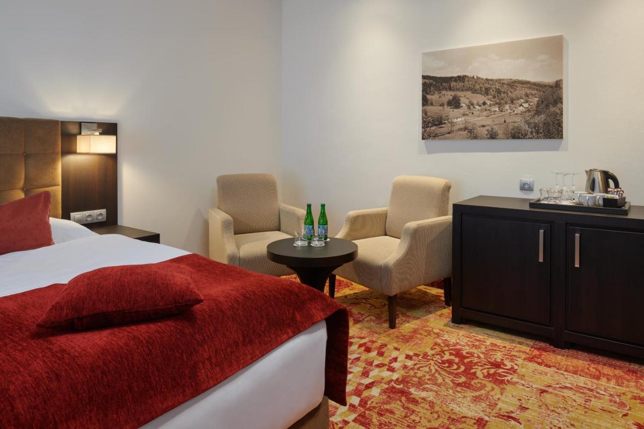 Hotel Singer Ludvikov Bagian luar foto